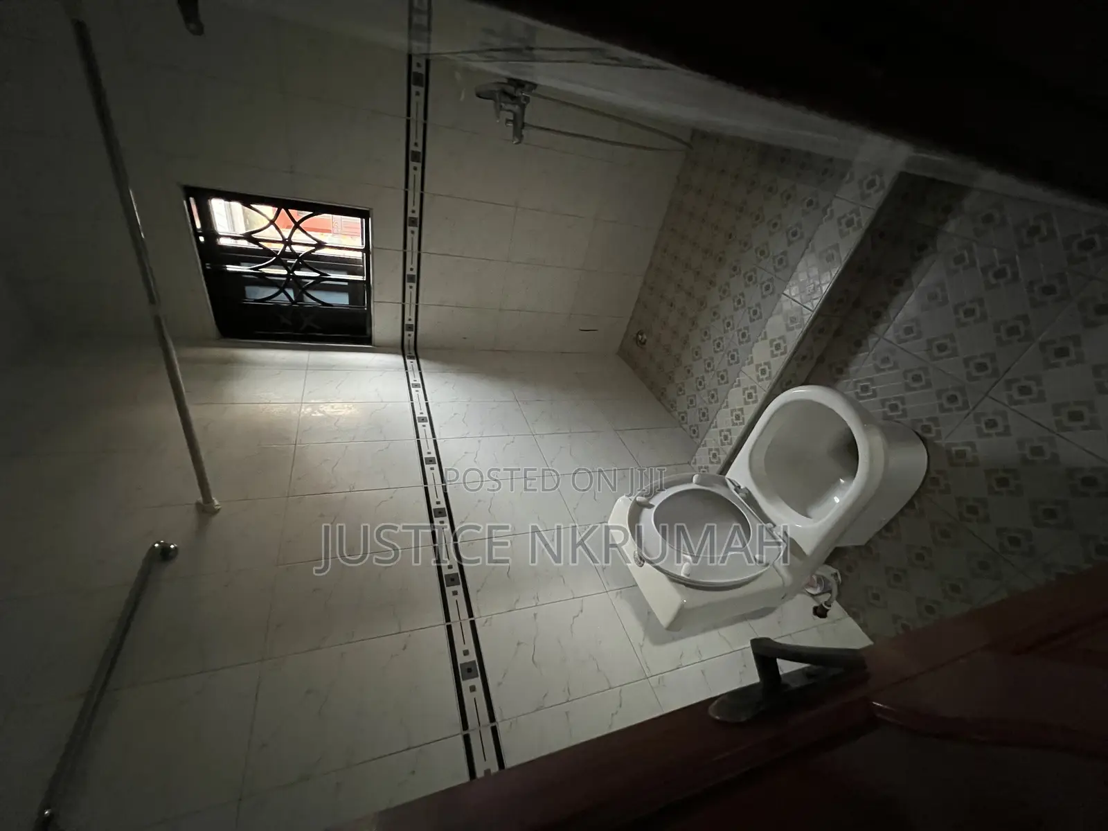 3bdrm Apartment in Mr Justice Estate, Old Barrier for rent