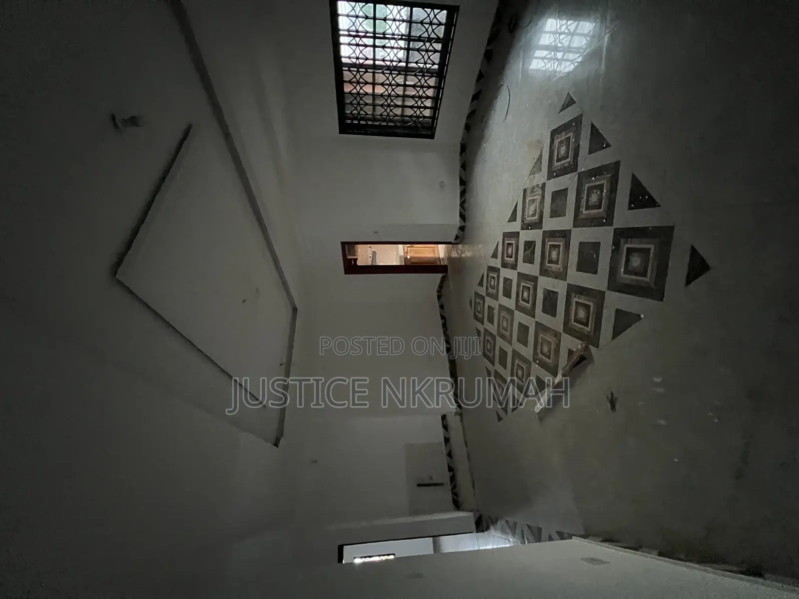 3bdrm Apartment in Mr Justice Estate, Old Barrier for rent