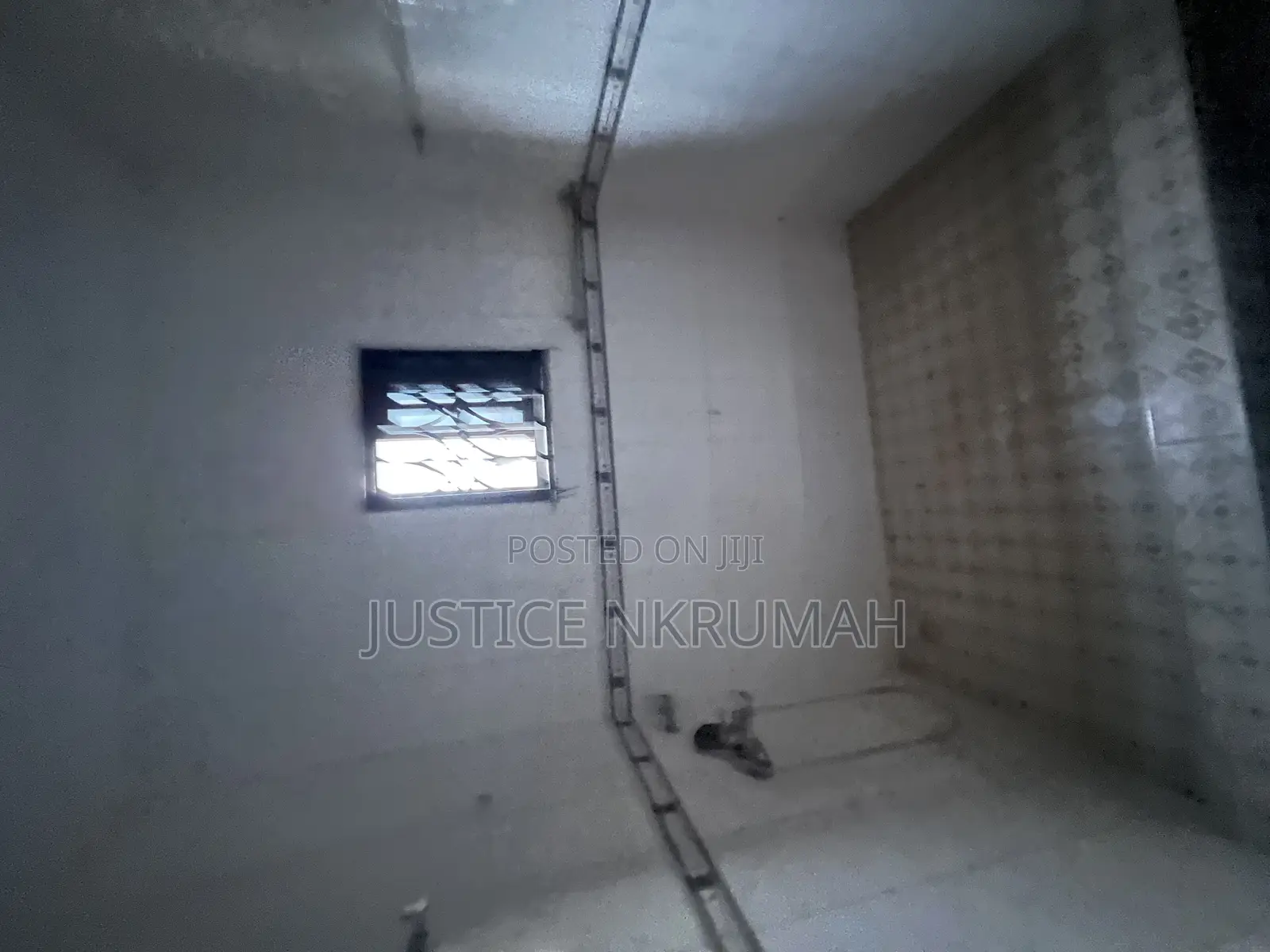3bdrm Apartment in Mr Justice Estate, Old Barrier for rent
