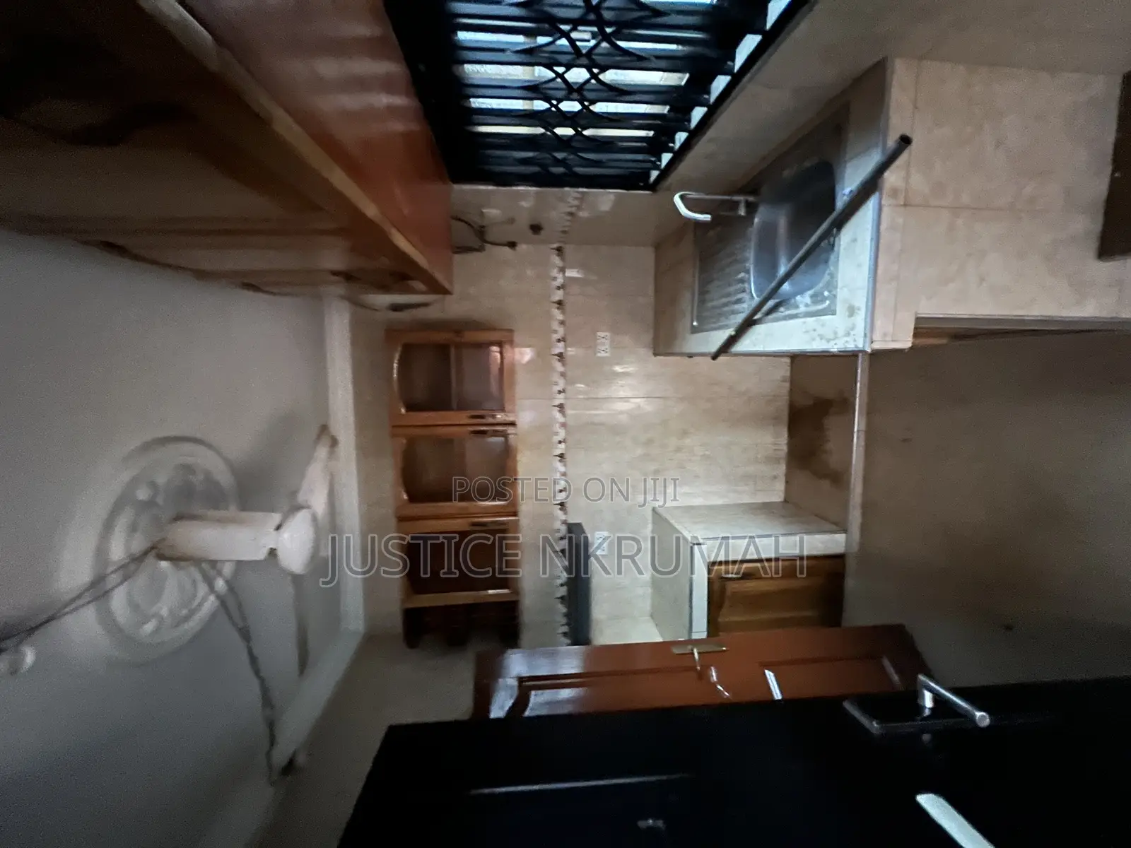 3bdrm Apartment in Mr Justice Estate, Old Barrier for rent