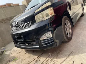 Toyota Voxy 2012 Black