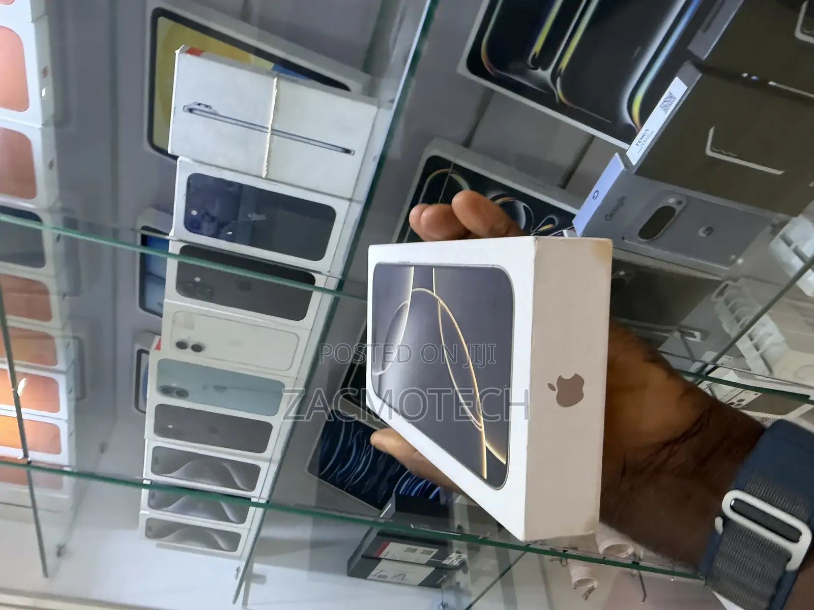 New Apple iPhone 16 Pro Max 256 GB