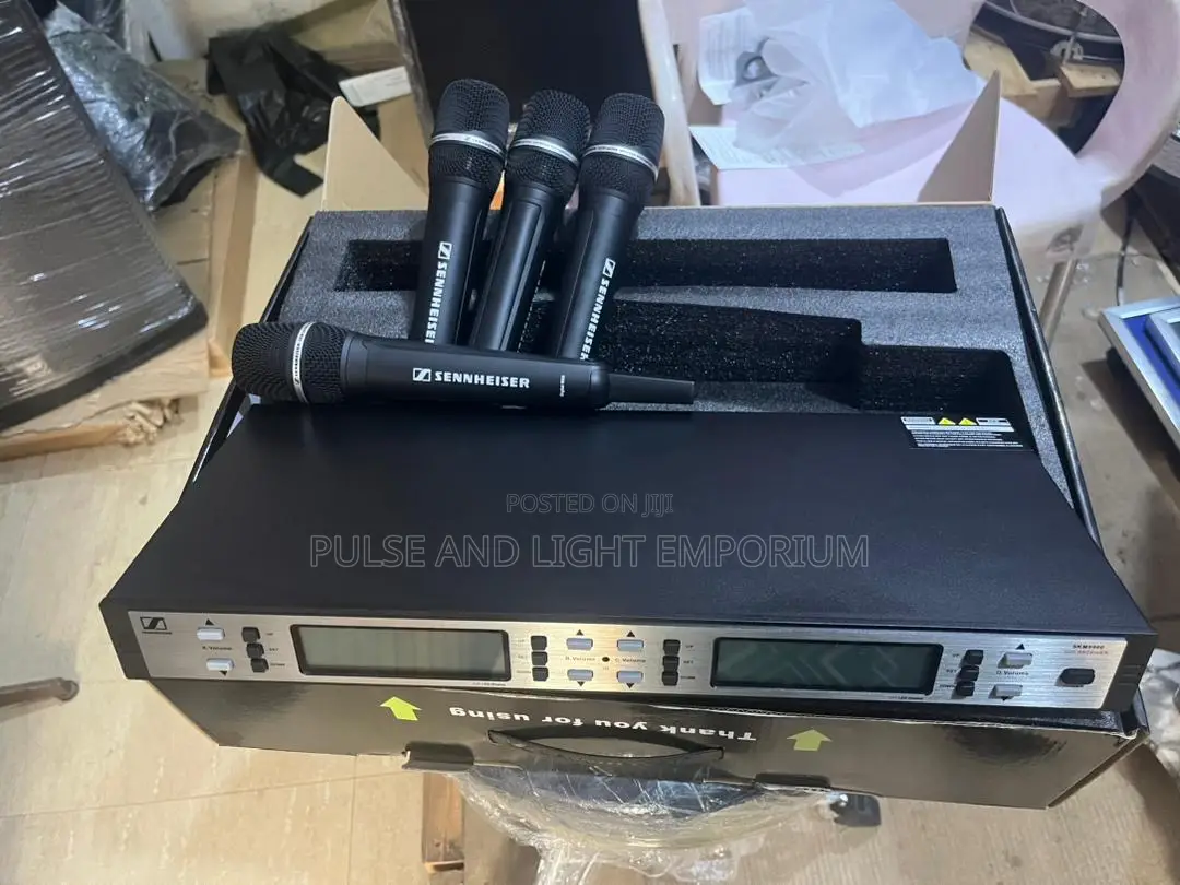 Sennheiser Skm9900 4-in-1 Wireless Microphone System.