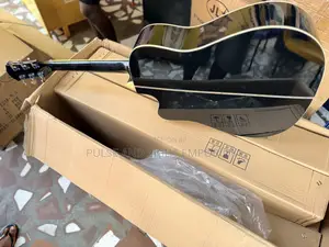 Yamaha Semi-acoustic Guitar