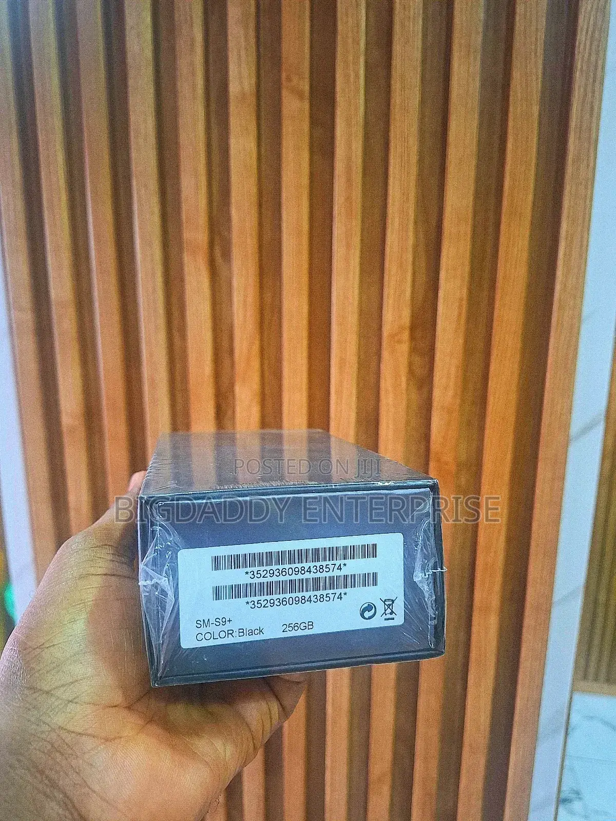 New Samsung Galaxy S9 Plus 128 GB Black