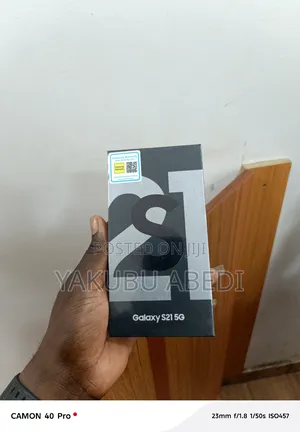 New Samsung Galaxy S21 5G 128 GB Black