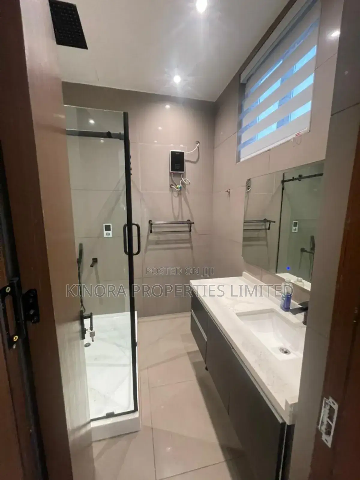 Furnished 2bdrm Apartment in Boundary Road, East Legon for rent