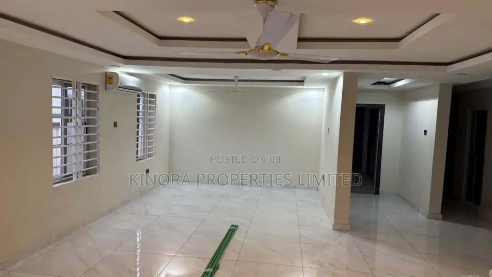 5bdrm Duplex in Tema for sale