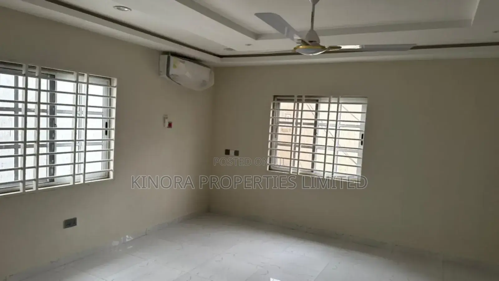 5bdrm Duplex in Tema for sale