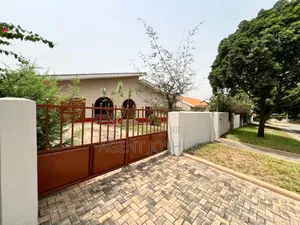 3bdrm House in Regimanuel Golden, Spintex for rent