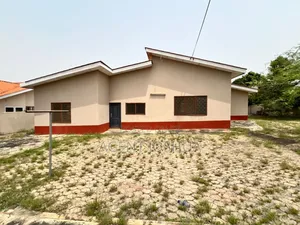 3bdrm House in Regimanuel Golden, Spintex for rent