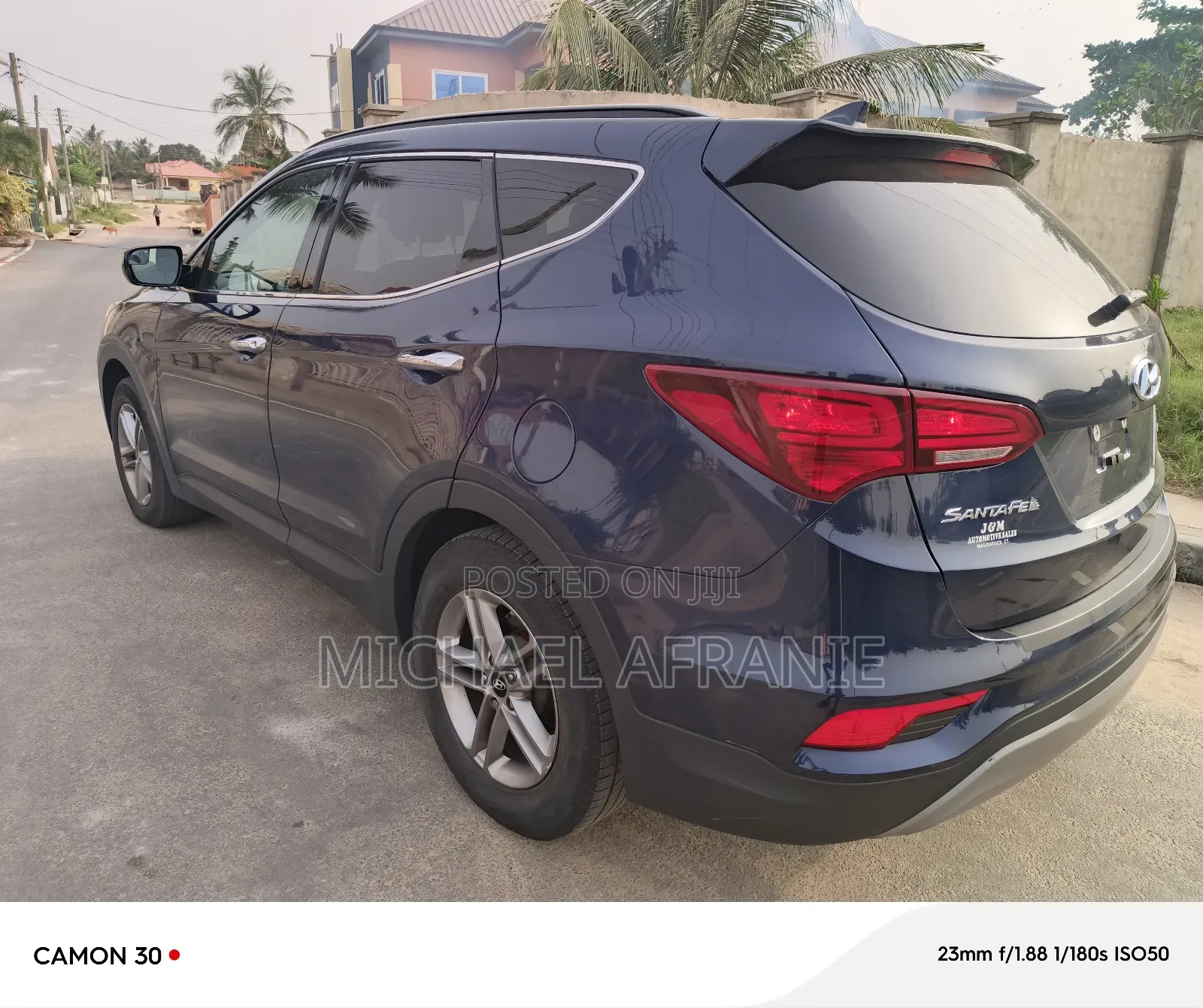 Hyundai Santa Fe SE AWD 2017 Blue