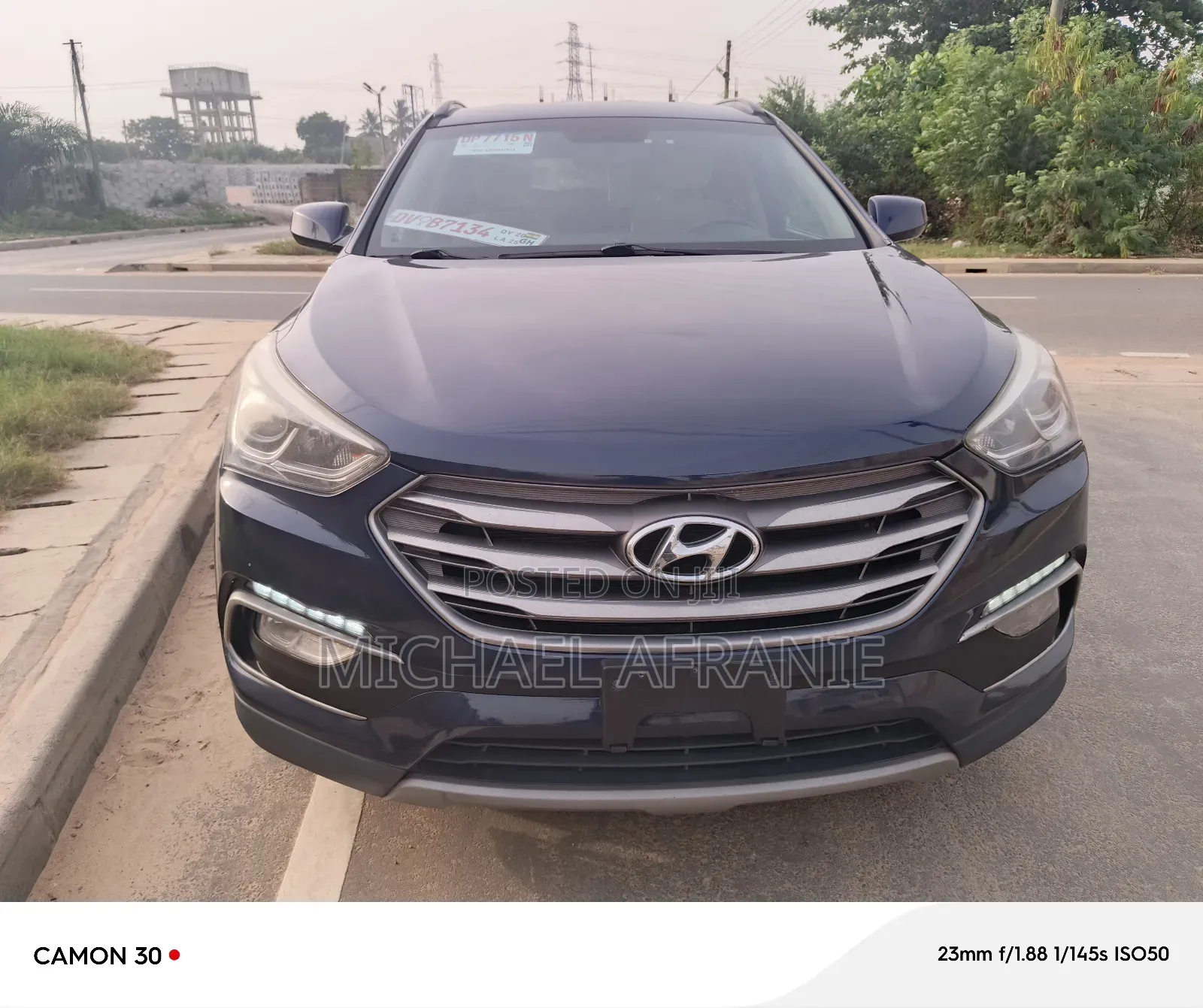 Hyundai Santa Fe SE AWD 2017 Blue