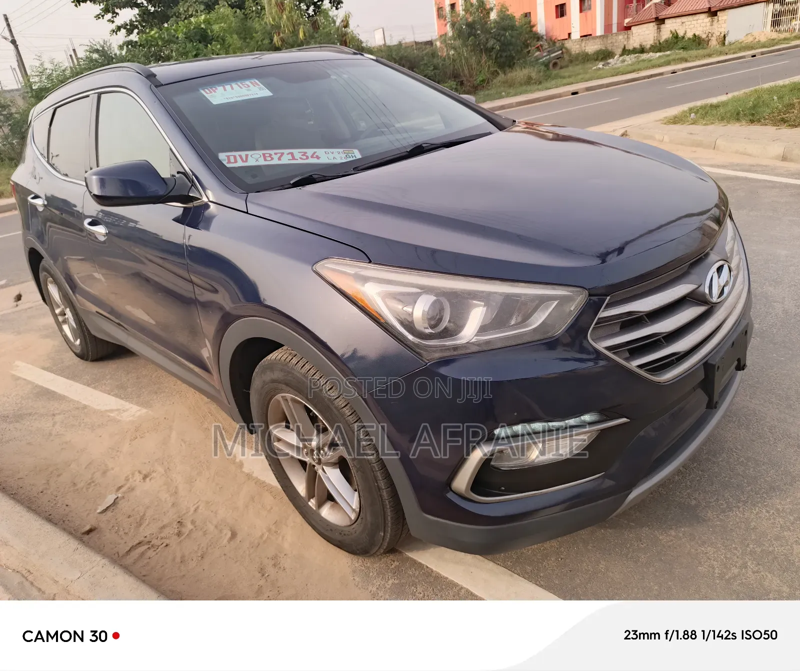 Hyundai Santa Fe SE AWD 2017 Blue