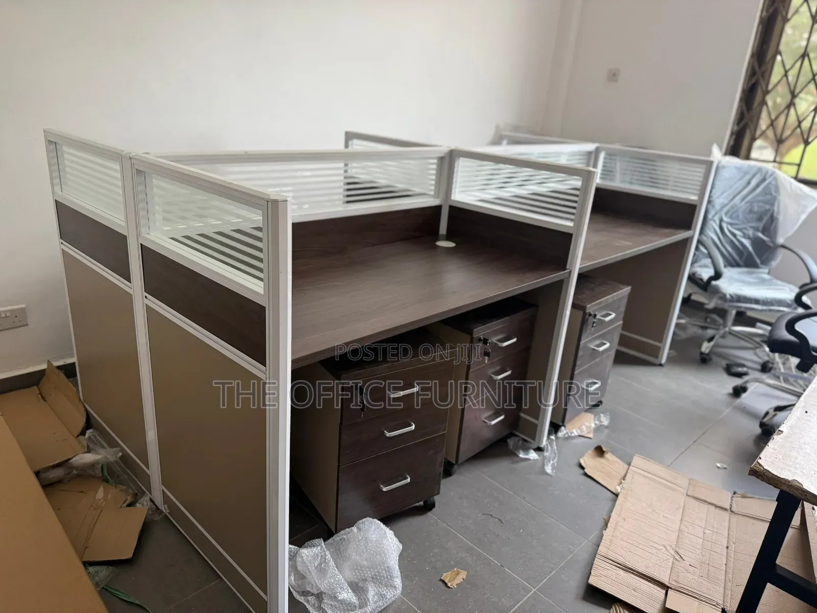 Office Cubicle_-4 Ways