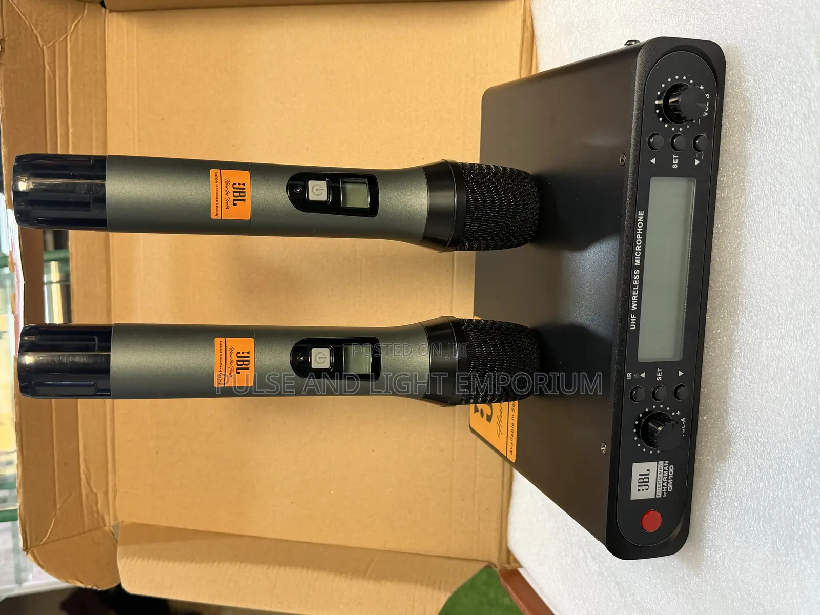Jbl Gm100 2-in-1 Uhf Wireless Microphone Set