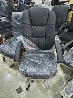 Double Padded Swivel