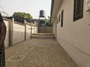 4bdrm House in Nyankyerenyease, Kumasi Metropolitan for sale