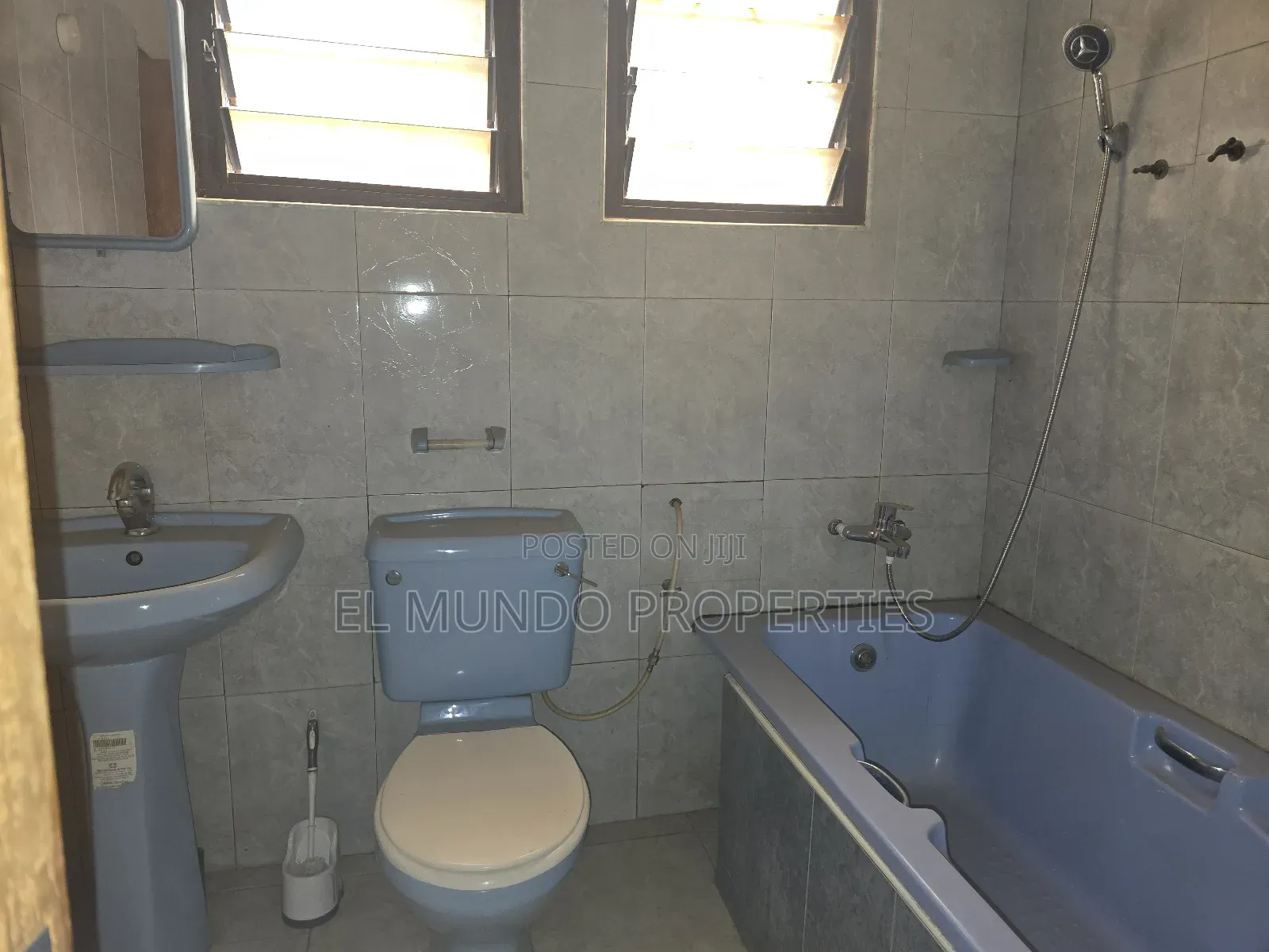 4bdrm House in Nyankyerenyease, Kumasi Metropolitan for sale