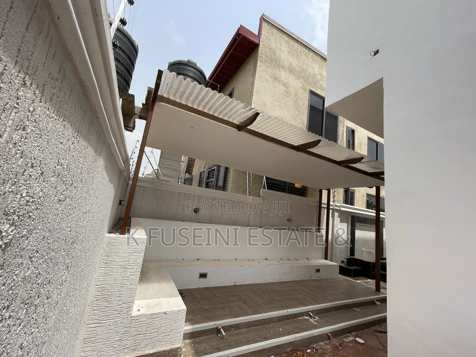 4bdrm House in K Fuseini Estate, Kumasi Metropolitan for sale
