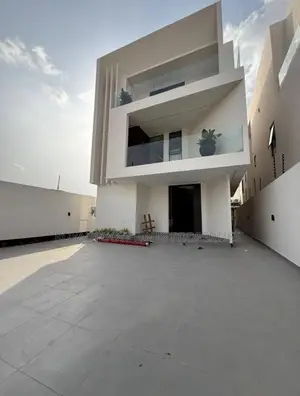 Furnished 4bdrm Mansion in Royal Footprints, East Legon for sale