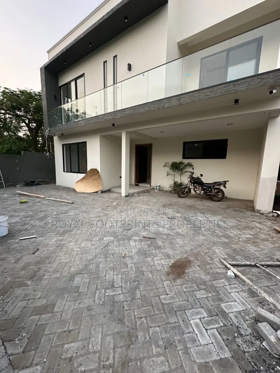 4bdrm House in Royal Footprints, East Legon for rent
