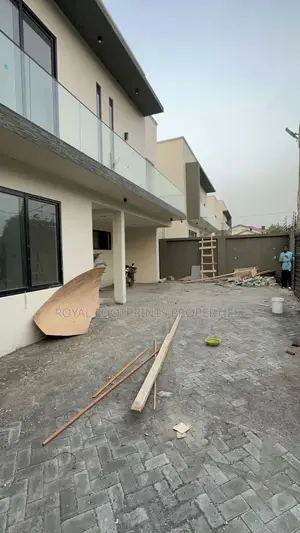 4bdrm House in Royal Footprints, East Legon for rent