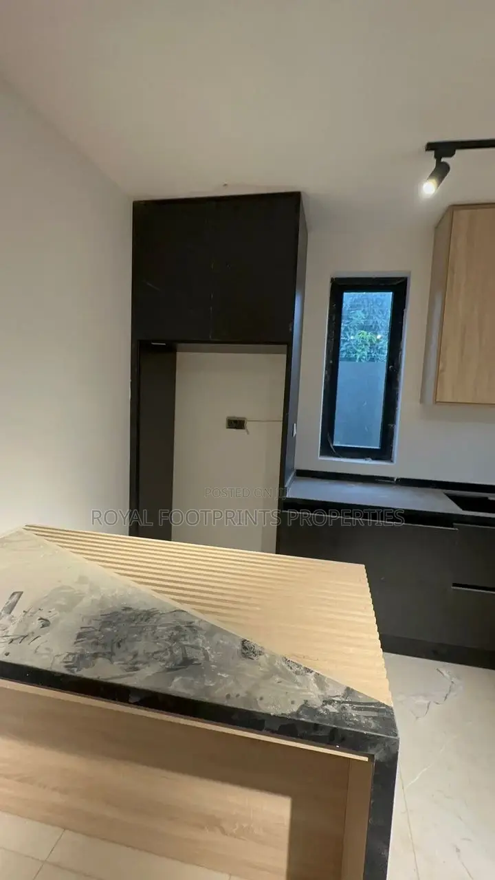 4bdrm House in Royal Footprints, East Legon for rent