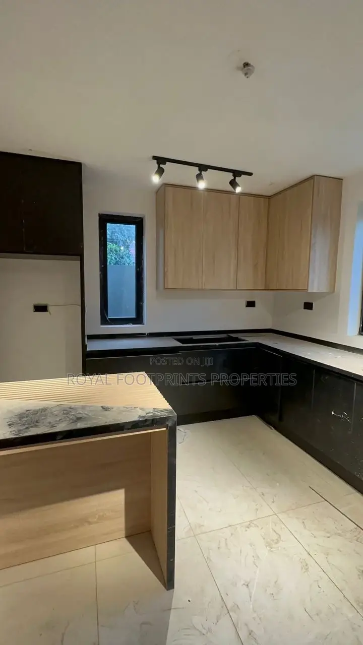 4bdrm House in Royal Footprints, East Legon for rent