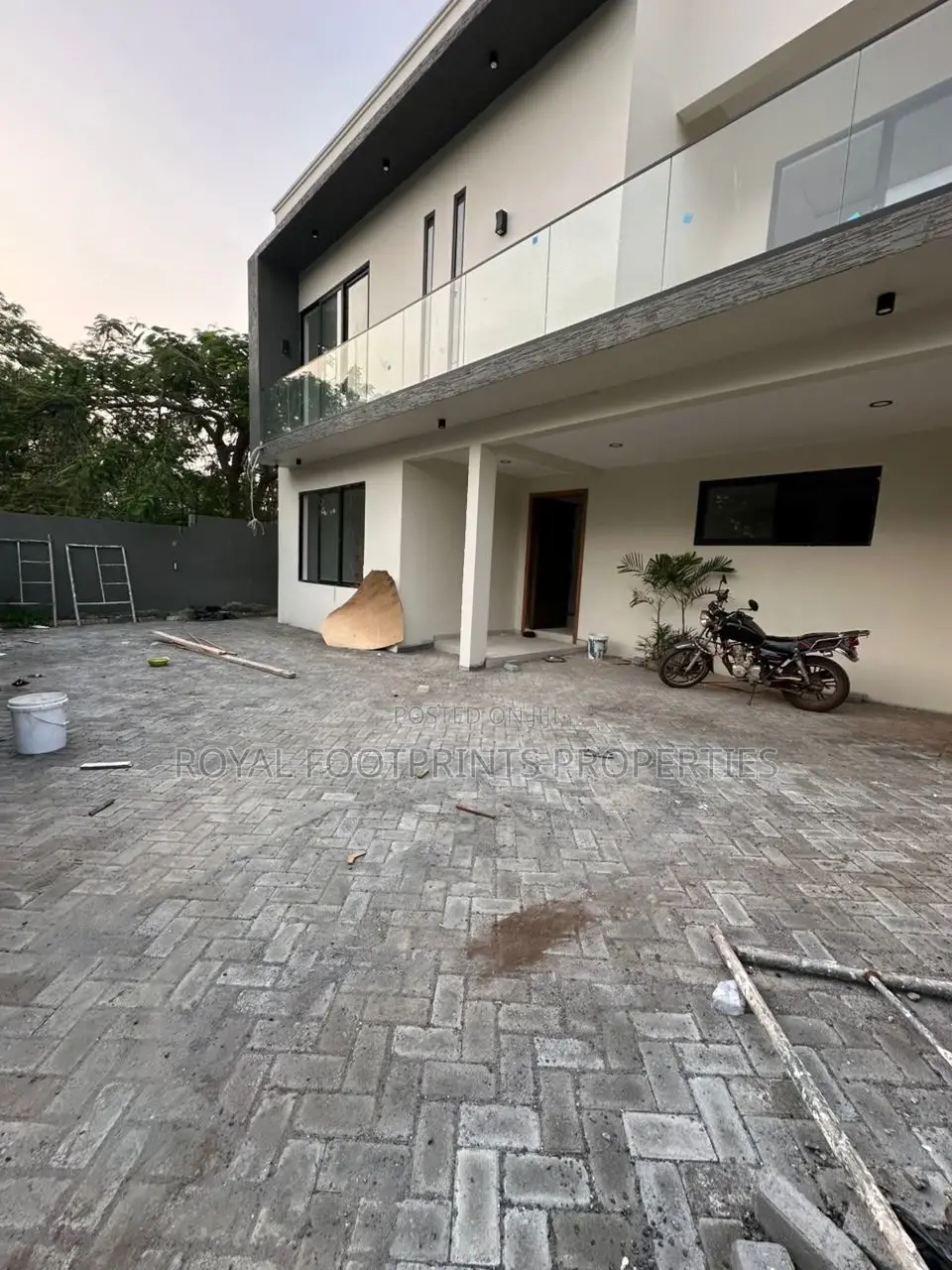 4bdrm House in Royal Footprints, East Legon for rent