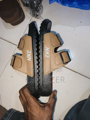 Nike Slipper