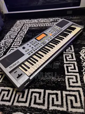 Roland Exr5 Professional Keyboard