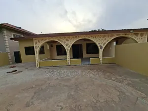 3bdrm House in Ofankor for rent