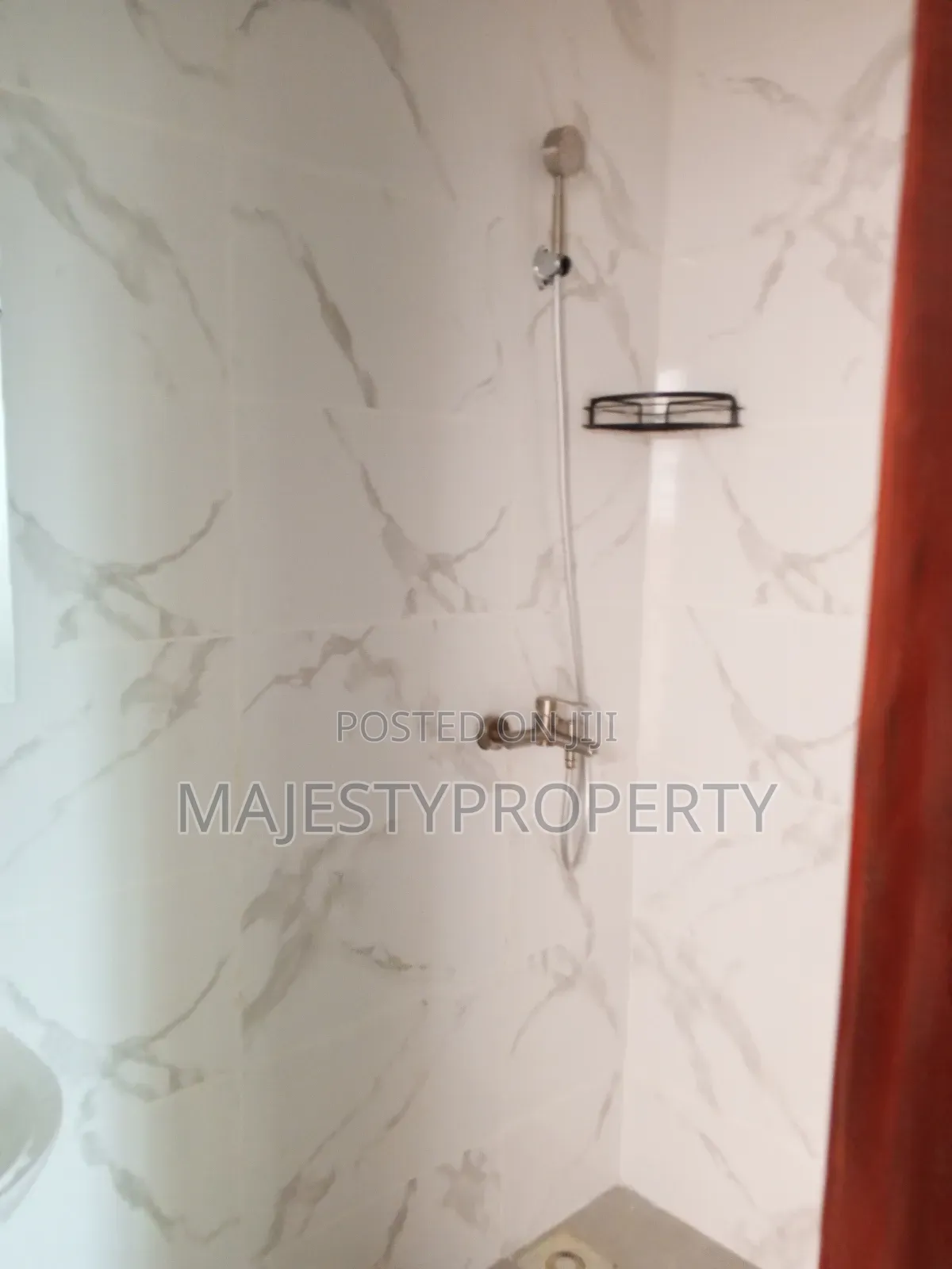 3bdrm Duplex in East Airport, Spintex for rent
