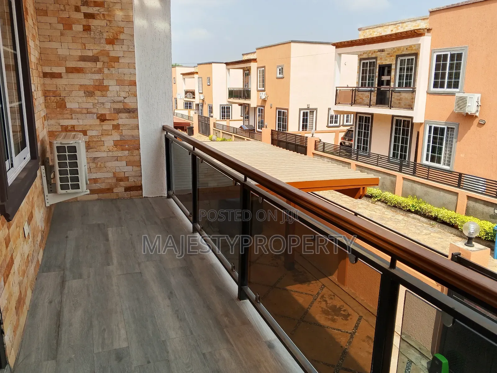 3bdrm Duplex in East Airport, Spintex for rent