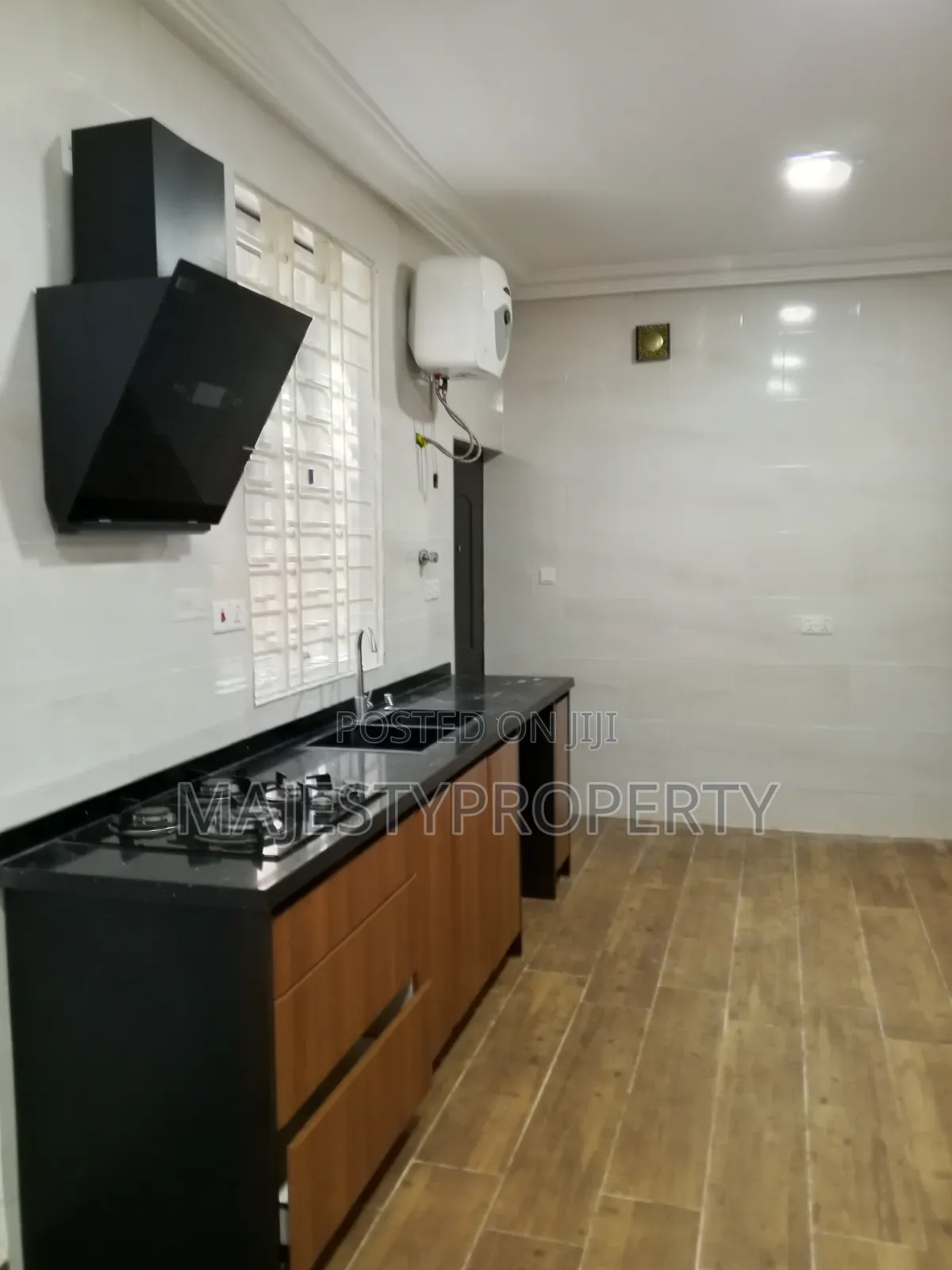 3bdrm Duplex in East Airport, Spintex for rent