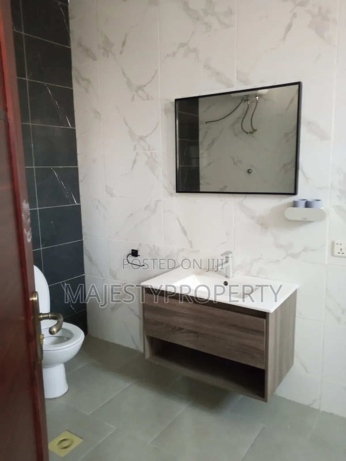 3bdrm Duplex in East Airport, Spintex for rent