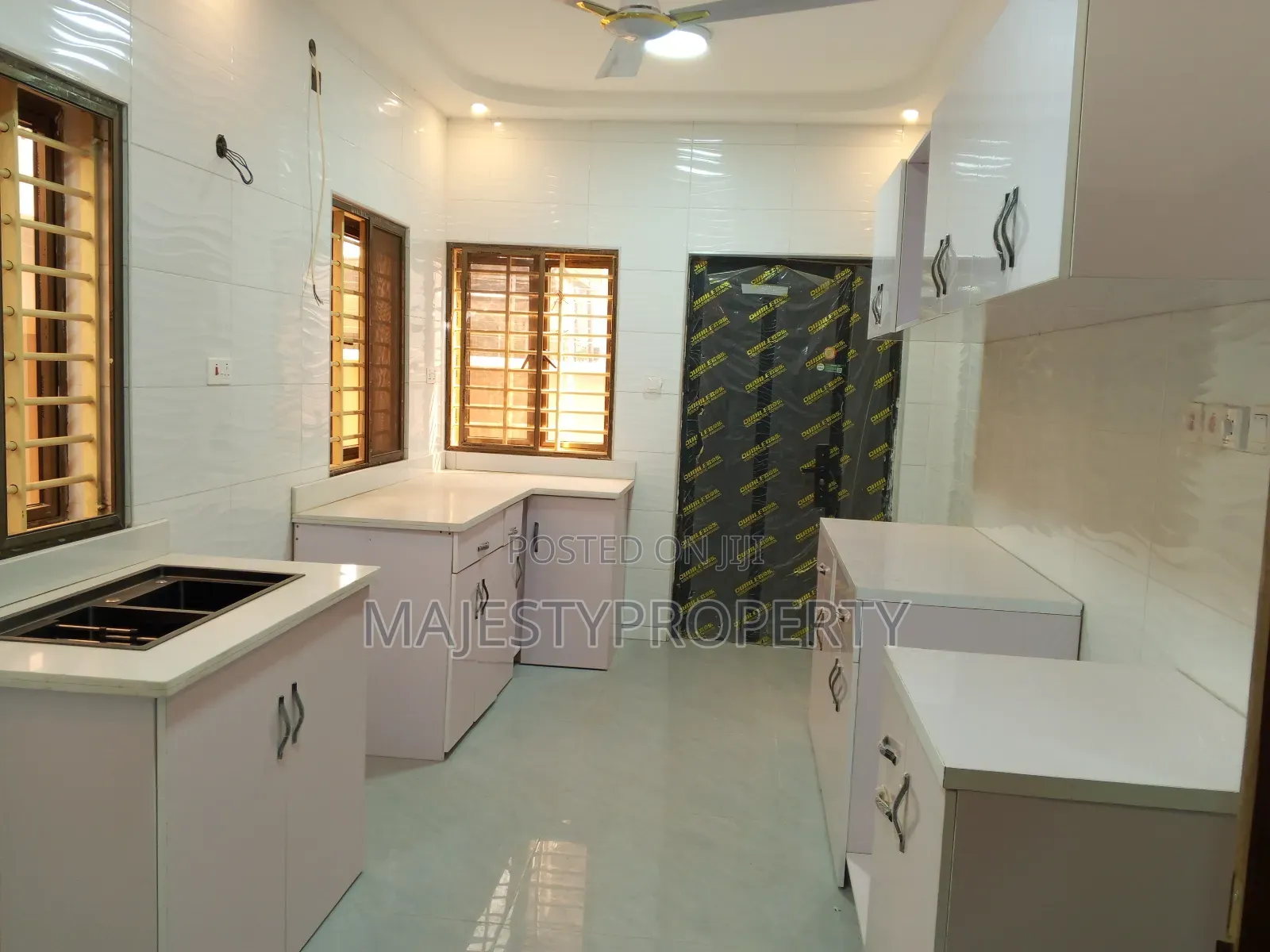 5bdrm Duplex in Manet, Spintex for rent