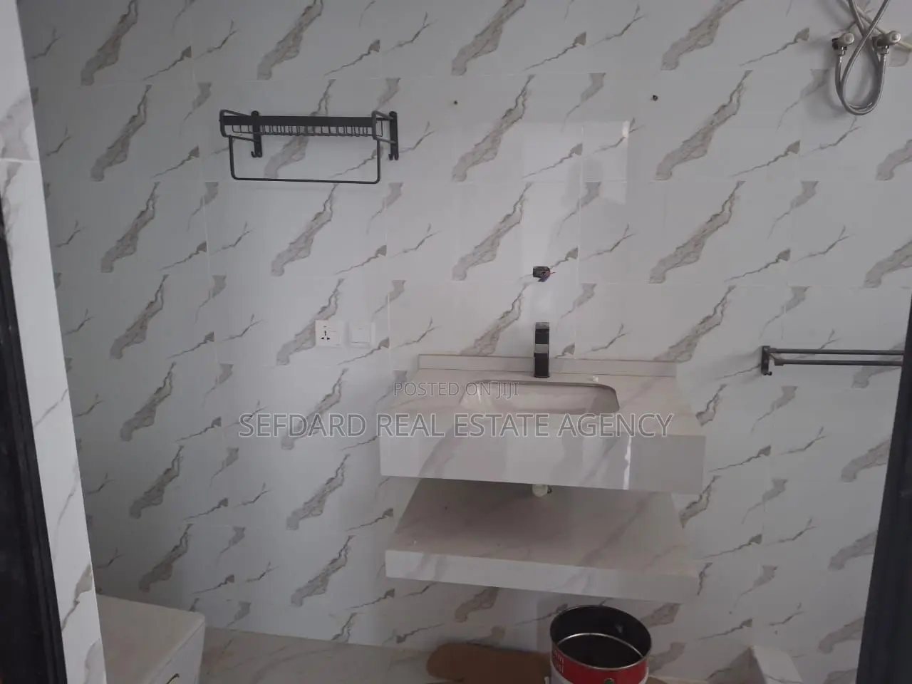 3bdrm House in East Legon for sale