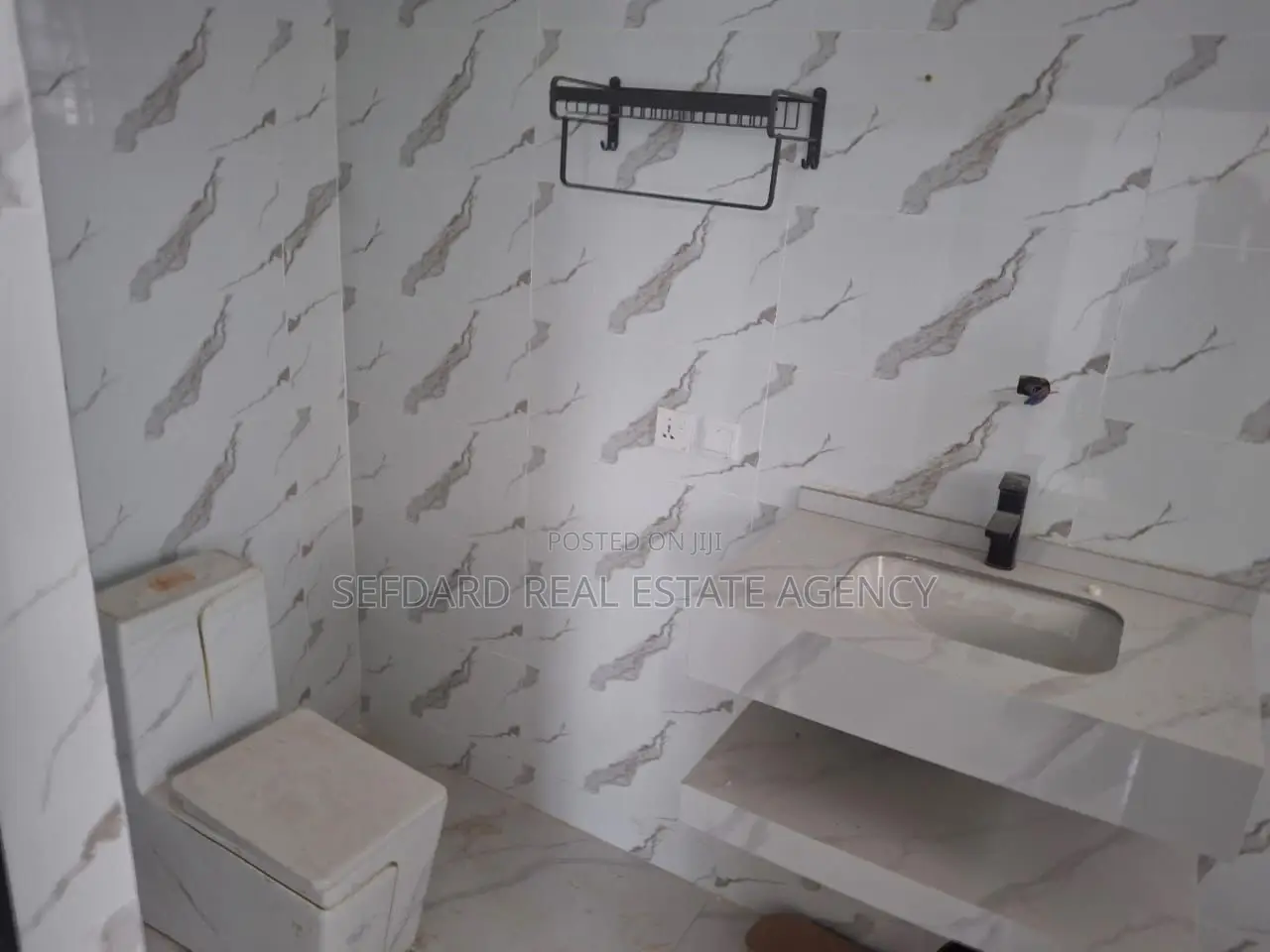 3bdrm House in East Legon for sale
