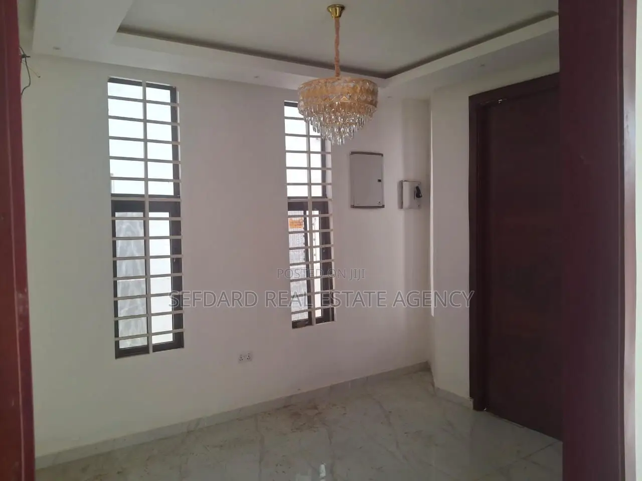 6bdrm House in East Legon for sale