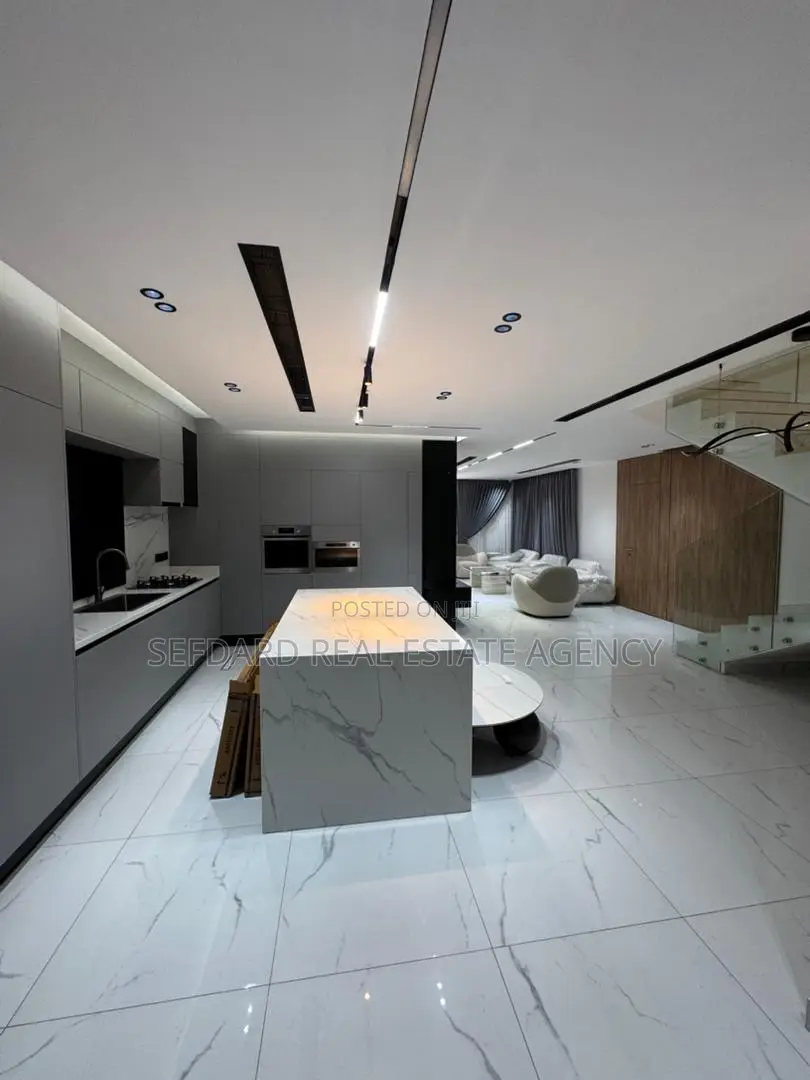 Furnished 5bdrm Mansion in Airport Residential Area for sale
