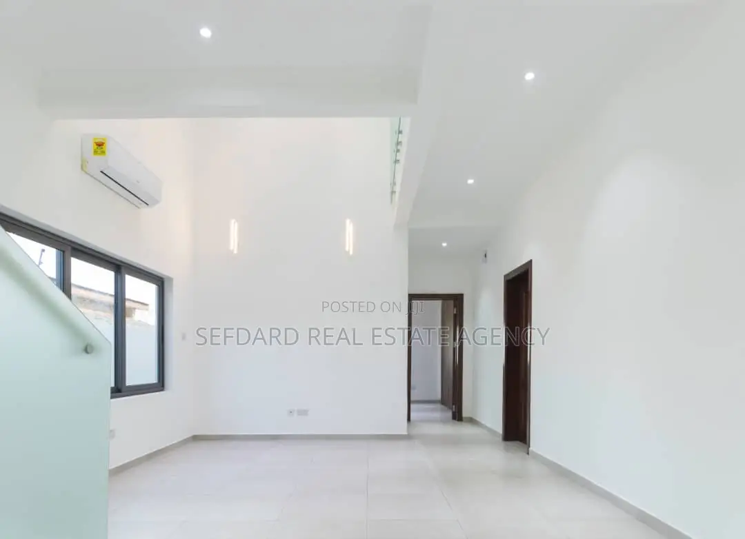 4bdrm Duplex in Abelemkpe for rent