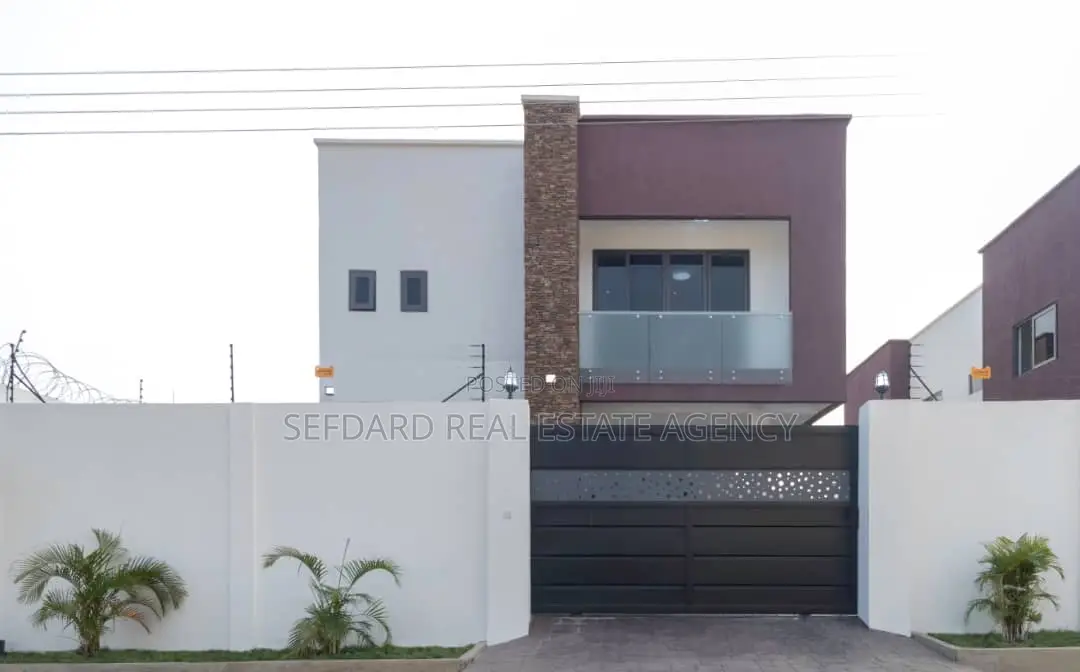 4bdrm Duplex in Abelemkpe for rent