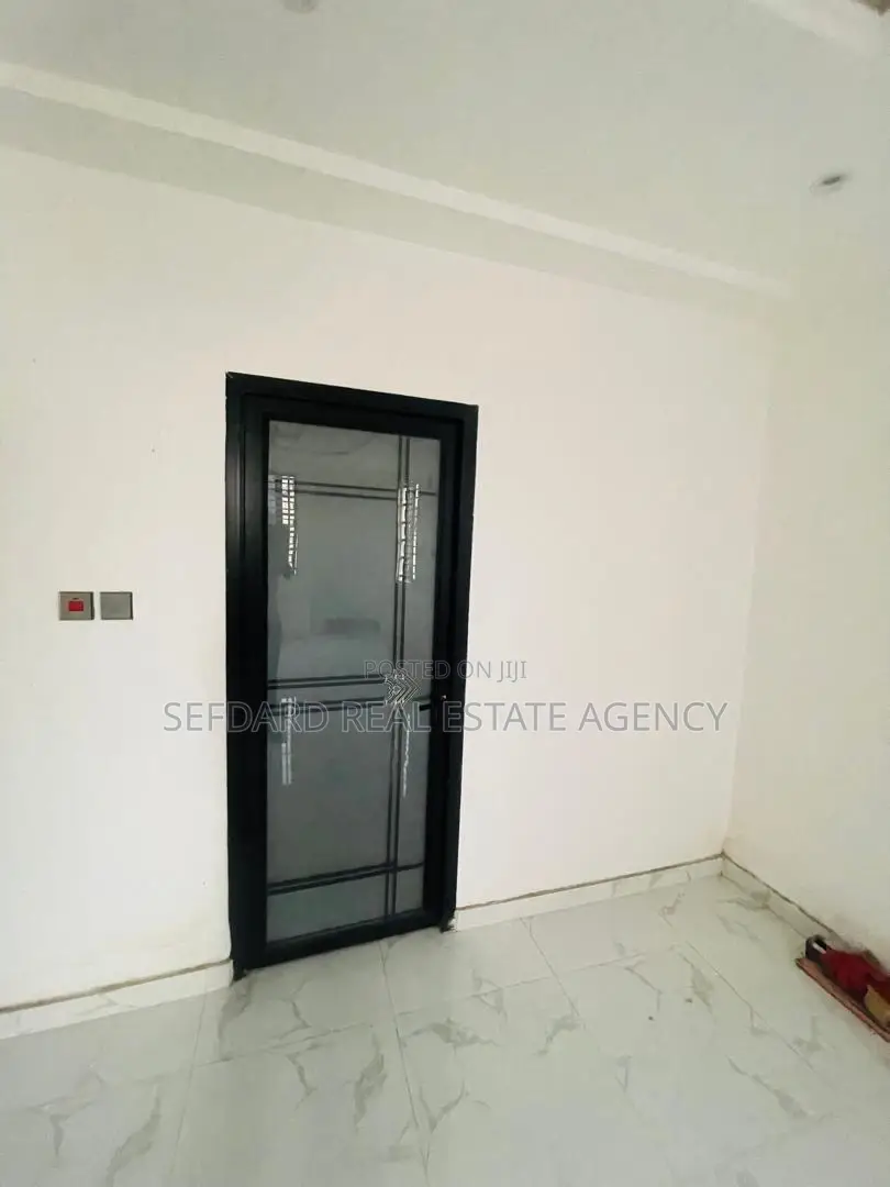 3bdrm House in Sefdard Property, Pokuase for sale