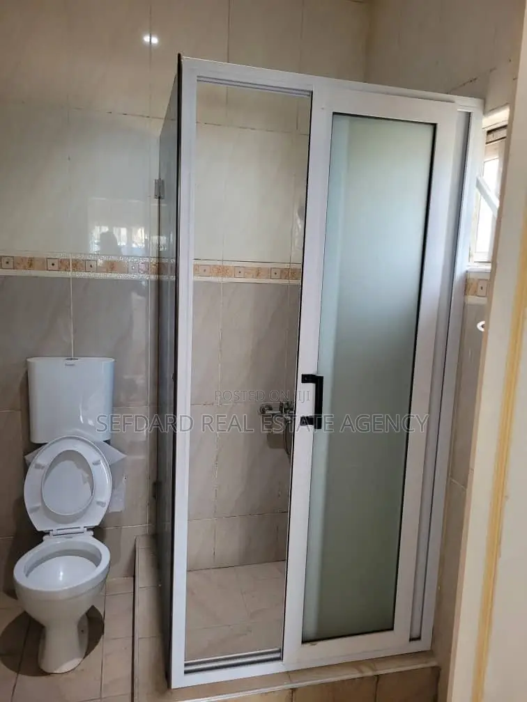 3bdrm House in Amasaman for sale