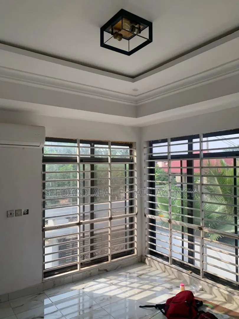 3bdrm House in Amasaman for sale