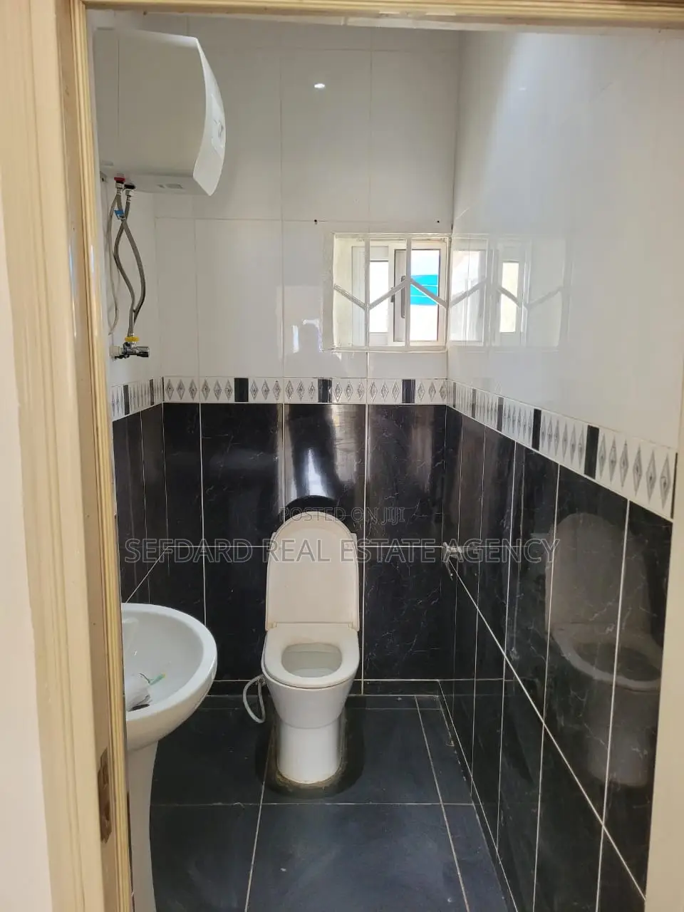 3bdrm House in Amasaman for sale