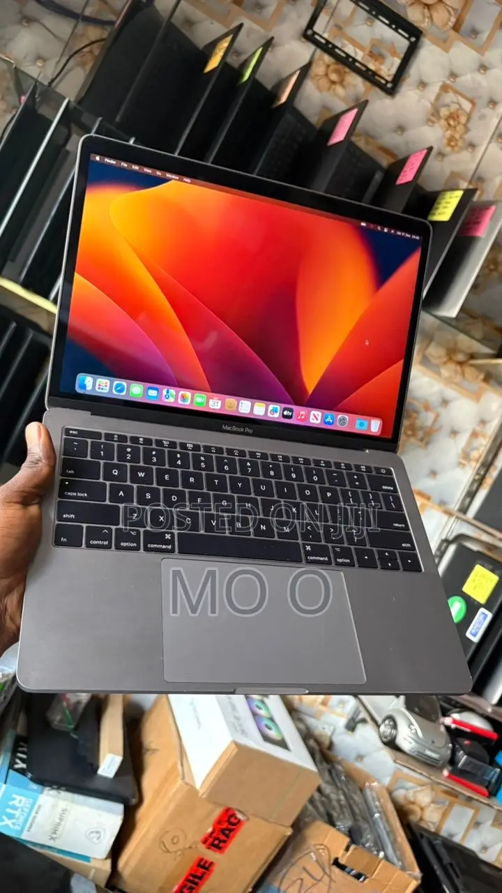 Laptop Apple MacBook Pro 2017 8GB Intel Core i5 SSD 256GB