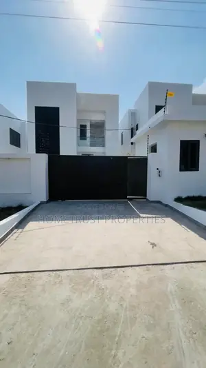 4bdrm Duplex in Hometrust Properties, Abelemkpe for sale